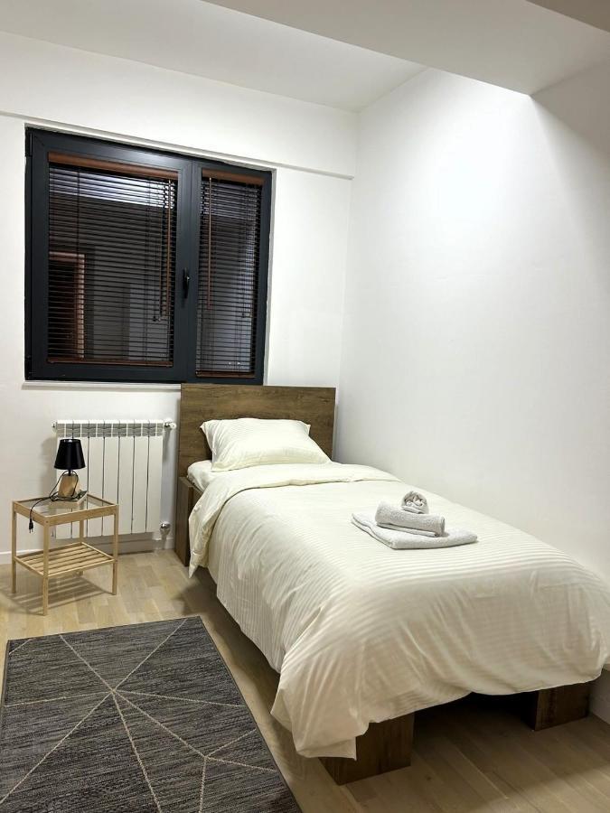 Sunlight Luxe Apartment Skopje Buitenkant foto